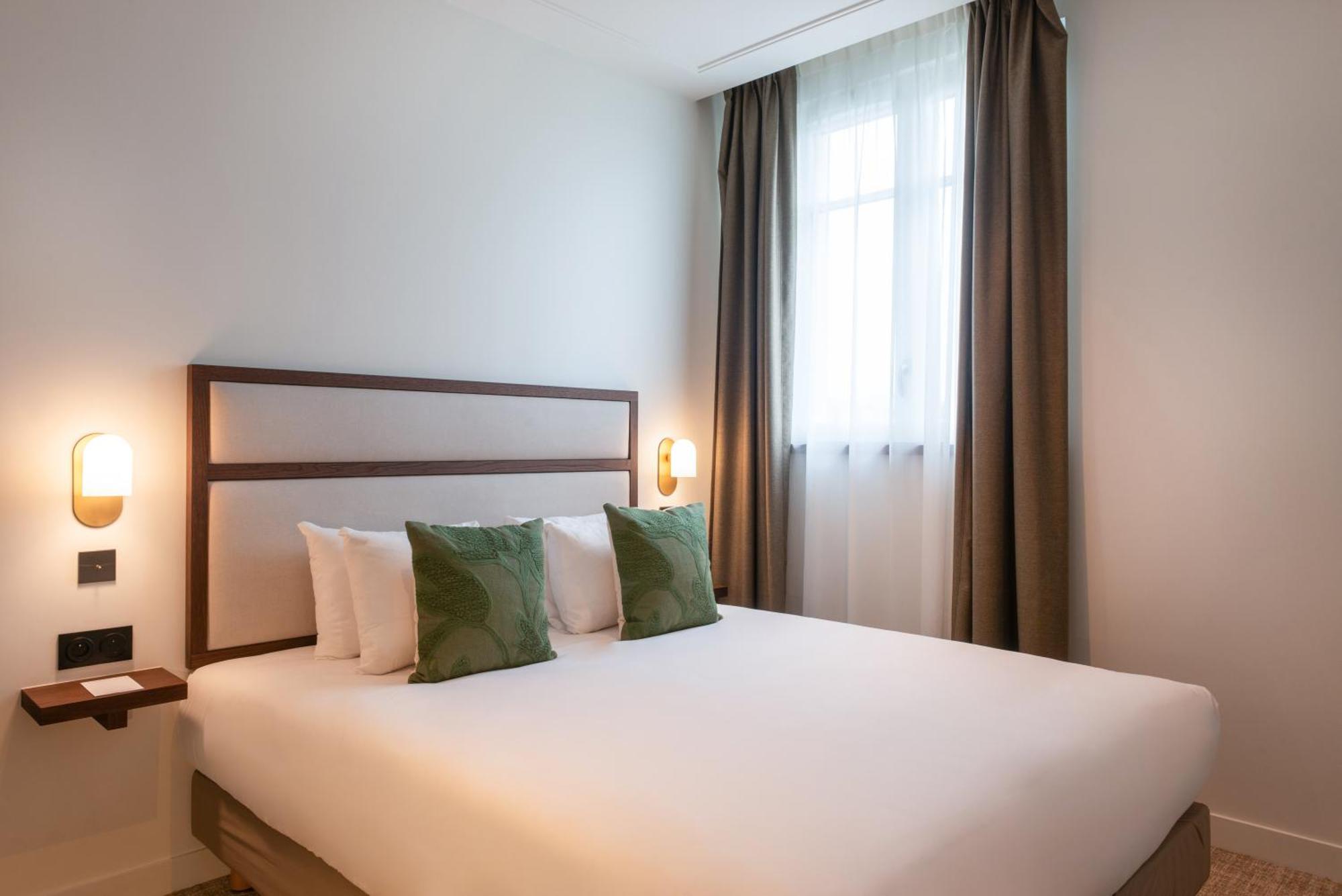 Le Lampika Hotel Paris Ruang foto