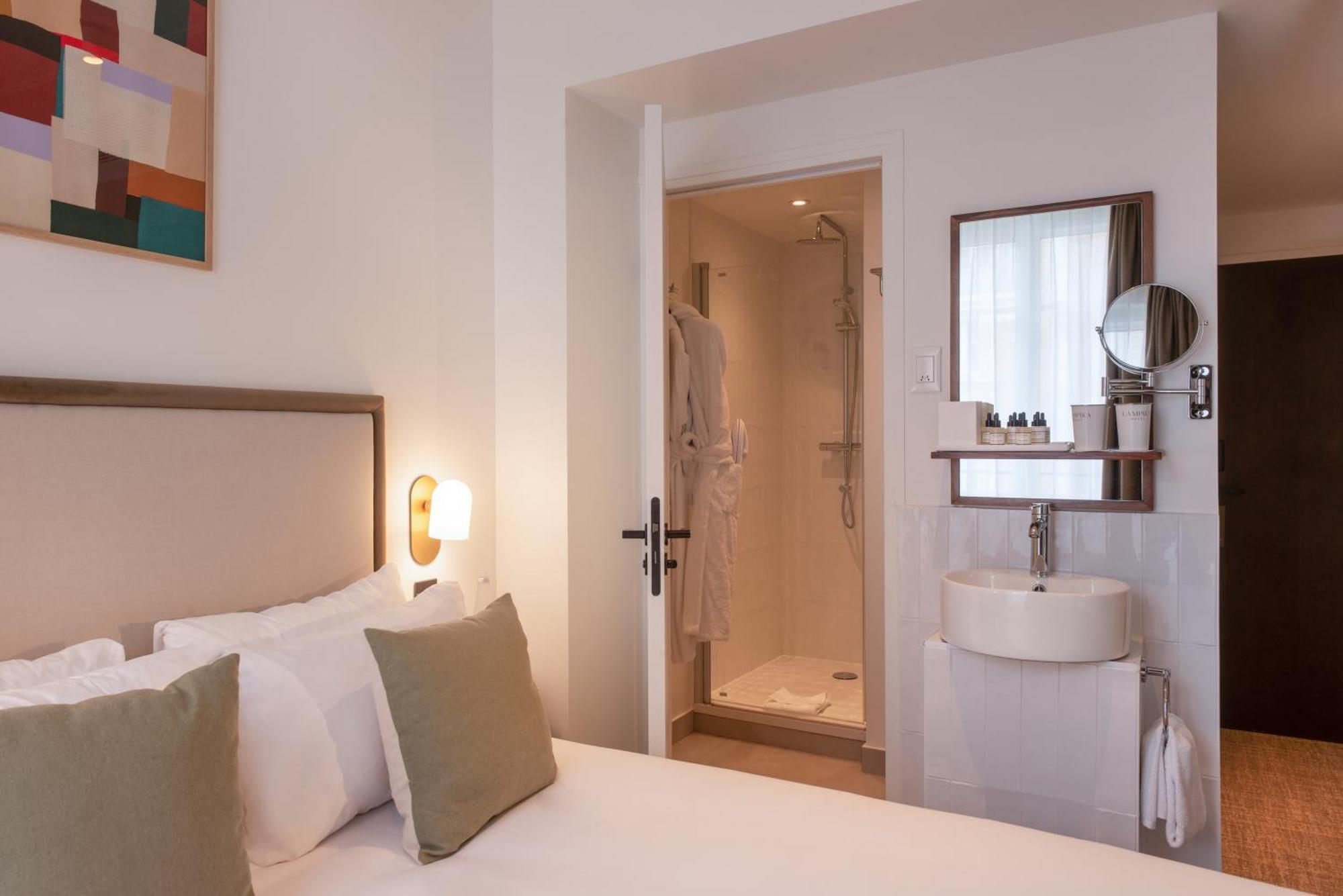 Le Lampika Hotel Paris Ruang foto